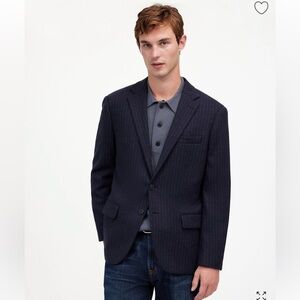 MADEWELL The Roebling Two-Button Blazer in Italian Fabric NT015